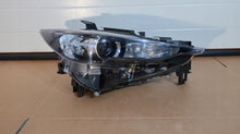 Laden Sie das Bild in den Galerie-Viewer, Frontscheinwerfer Mazda Cx 5 Cx-5 3917424300 KB8M-51030 LED Rechts Headlight