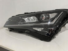 Laden Sie das Bild in den Galerie-Viewer, Frontscheinwerfer Skoda Superb III 3V1941015D LED Links Scheinwerfer Headlight