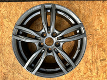 Laden Sie das Bild in den Galerie-Viewer, 1x Alufelge 17 Zoll 7.5" 5x112 52ET Glanz Grau KBA51147 Rim Wheel FEL3633951506qn
