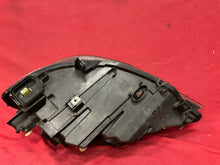 Load image into Gallery viewer, Frontscheinwerfer BMW X6 E71 7179860-08 Xenon FALSE Scheinwerfer Headlight SCH2058658687md