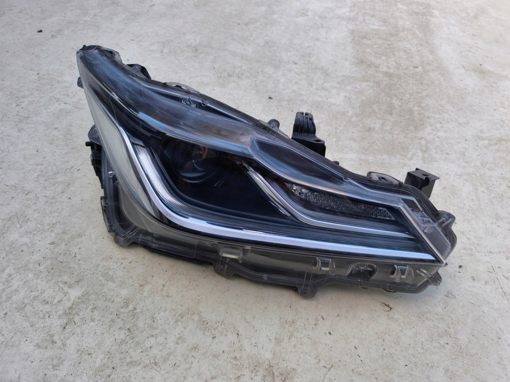 Frontscheinwerfer Toyota Corolla 81110-02T51-00 Rechts Scheinwerfer Headlight SCH1717537790ia