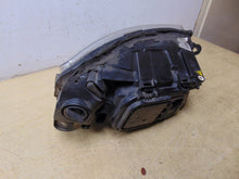 Laden Sie das Bild in den Galerie-Viewer, Frontscheinwerfer Audi A6 C6 4F0941003CP Xenon Ein Stück (Rechts oder Links) SCH2009013087qc