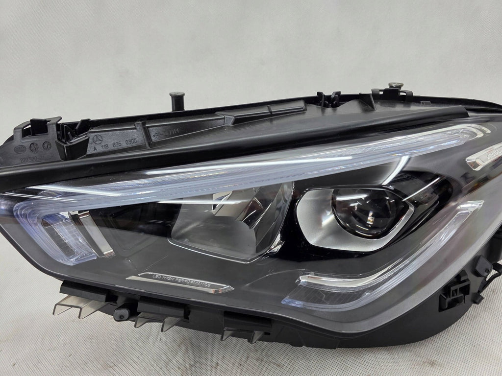 Frontscheinwerfer Mercedes-Benz Cla A1189068300 Links Scheinwerfer Headlight SCH5226897312kn