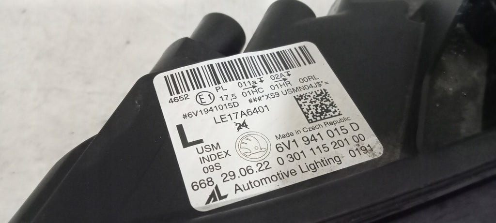 Frontscheinwerfer Skoda Fabia III 6V1941015D LED Links Scheinwerfer Headlight