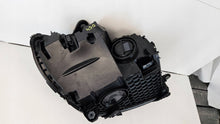 Laden Sie das Bild in den Galerie-Viewer, Frontscheinwerfer Mercedes-Benz 2069063903 Links Scheinwerfer Headlight SCH7436515752mu