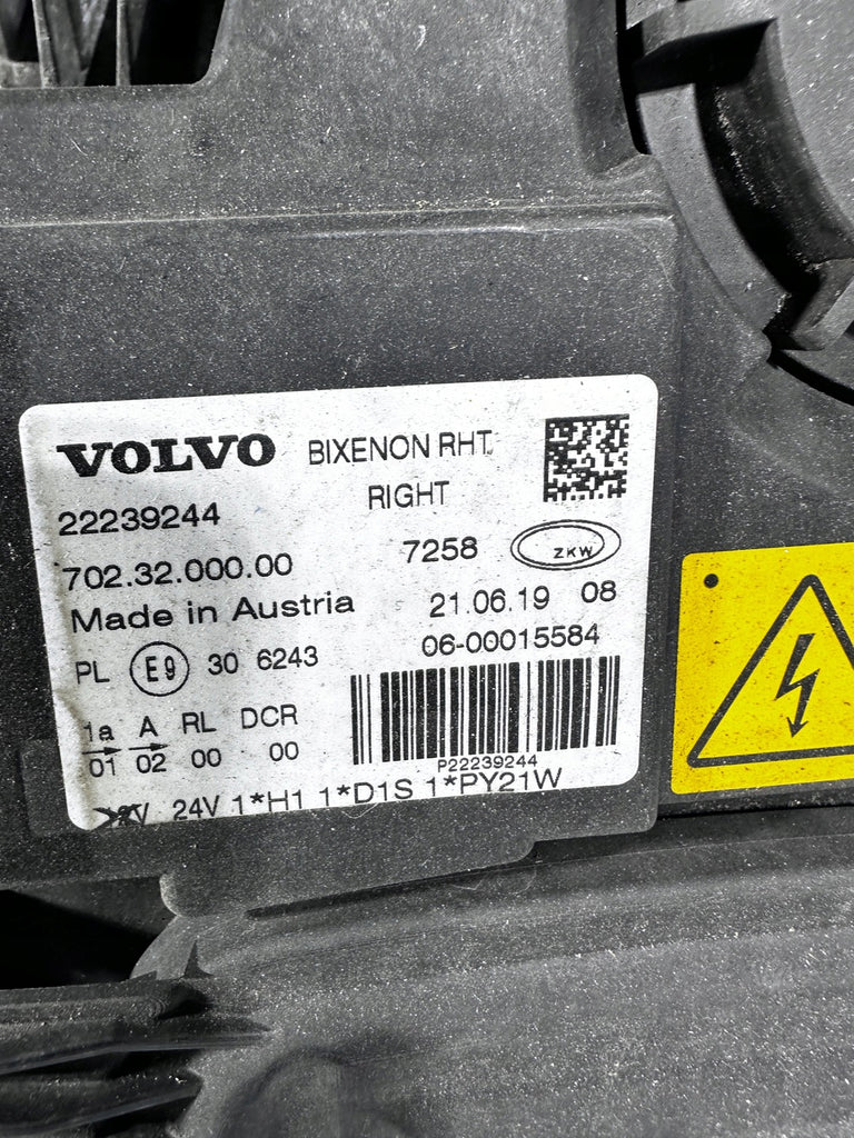 Frontscheinwerfer Volvo 22239244 Xenon Rechts Scheinwerfer Headlight SCH2502409329gs