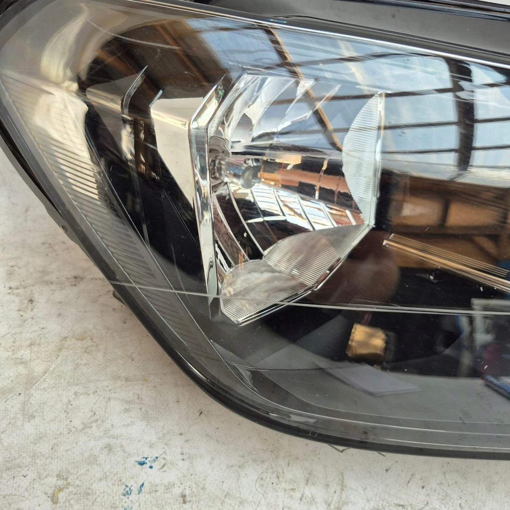 Frontscheinwerfer VW Caddy 2K1941016A Rechts Scheinwerfer Headlight SCH5764839614ku