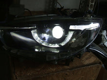 Laden Sie das Bild in den Galerie-Viewer, Frontscheinwerfer Mazda Cx5 KA1L51040C LED Ein Stück (Rechts oder Links) SCH6863813951os