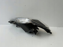 Laden Sie das Bild in den Galerie-Viewer, Frontscheinwerfer Mitsubishi Space Star 8301D445 Links Scheinwerfer Headlight