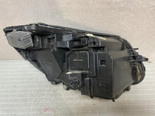 Laden Sie das Bild in den Galerie-Viewer, Frontscheinwerfer Mercedes-Benz W205 A2059062504 Full LED Links Headlight SCH3152701803qs