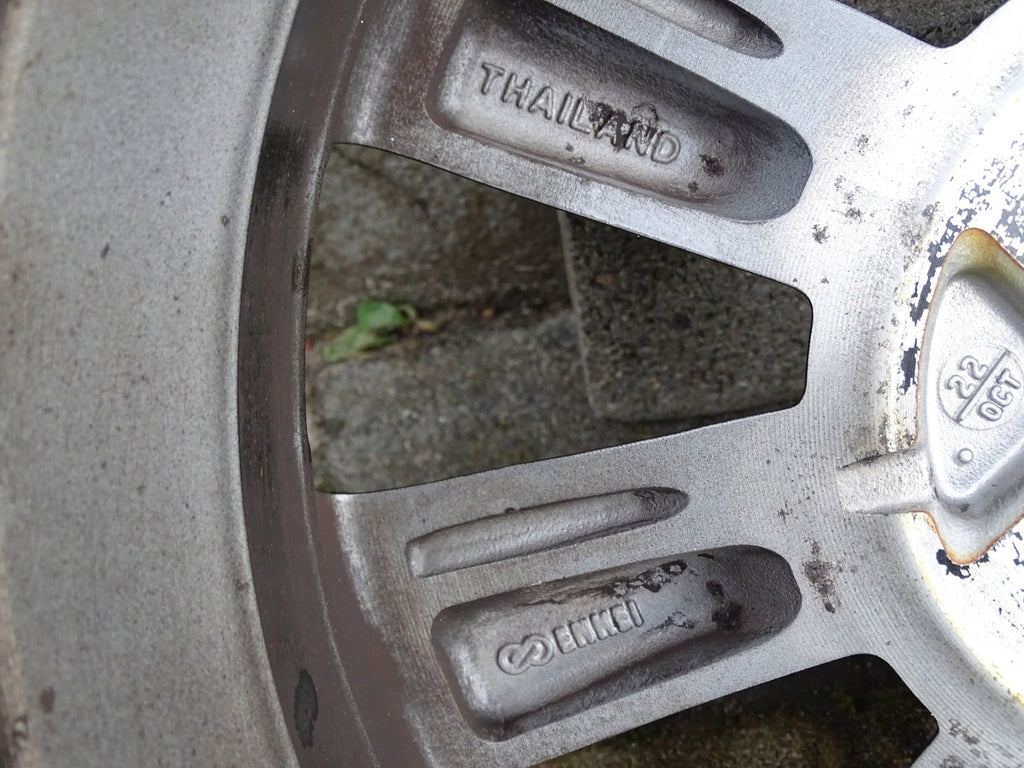 1x Alufelge 15 Zoll 5.0" 4x100 46ET 9KTO422443525 Mitsubishi Space Star