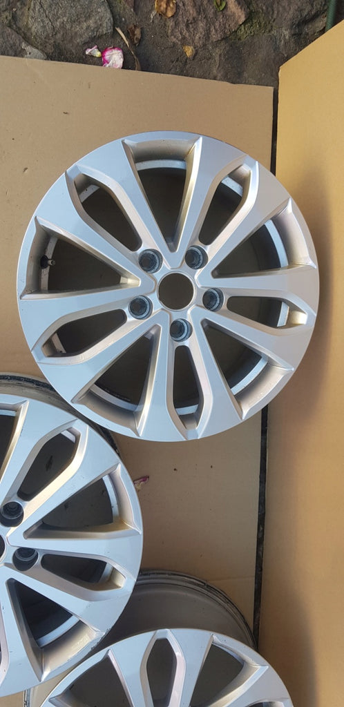 1x Alufelge 16 Zoll 6.5" 5x114.3 44ET Glanz Silber 403005287R Mg Megane Iv FEL8598188439fu