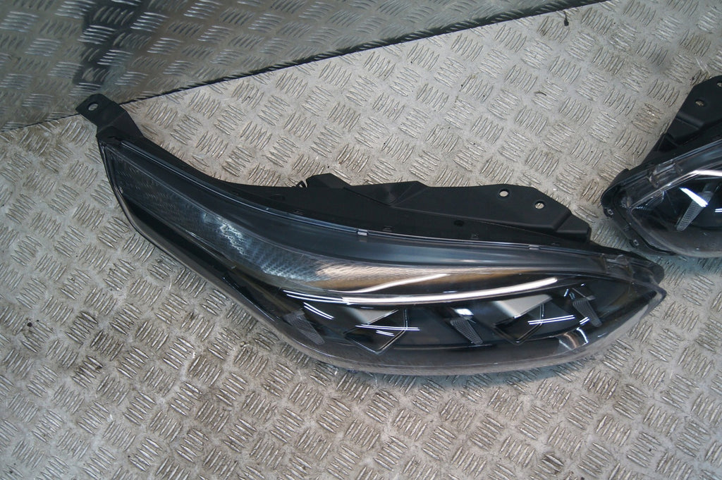 Frontscheinwerfer Kia Ceed 92101J7500 Ein Stück (Rechts oder Links) Headlight