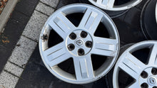 Load image into Gallery viewer, 1x Alufelge 17 Zoll 7.0" 5x108 50ET 8200103222 Renault Scenic Rim Wheel FEL8485542639gc