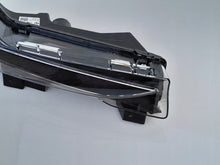 Laden Sie das Bild in den Galerie-Viewer, Frontscheinwerfer Tesla Model 3 1507933-10 LED Rechts Scheinwerfer Headlight