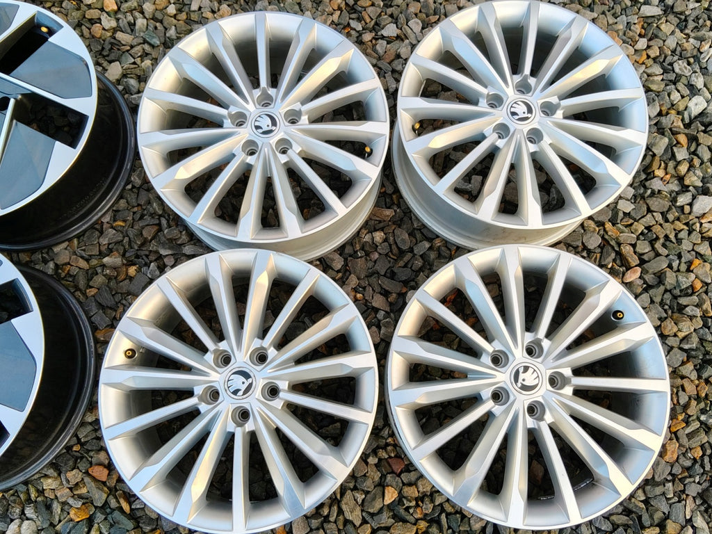 4x Alufelge 18 Zoll 7.0" 5x112 43ET Glanz Silber 565601025E Skoda I Rim Wheel FEL9809448297fn