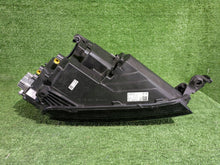 Laden Sie das Bild in den Galerie-Viewer, Frontscheinwerfer Skoda Karoq 57B941036 Rechts Scheinwerfer Headlight SCH5008445289ng