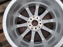 Load image into Gallery viewer, 1x Alufelge 17 Zoll 6.5" 5x112 44ET Glanz Silber A1774010300 Mercedes-Benz Cla FEL2917748360yz