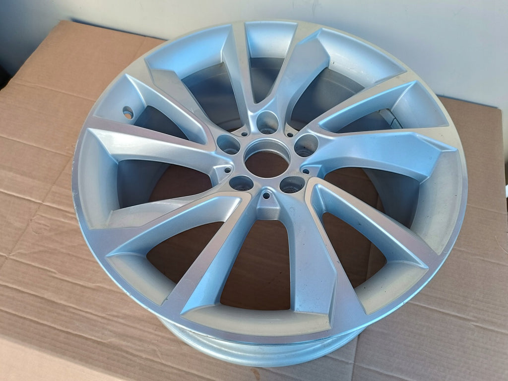 1x Alufelge 19 Zoll 9.0" 5x120 42ET 6854678 BMW Rim Wheel