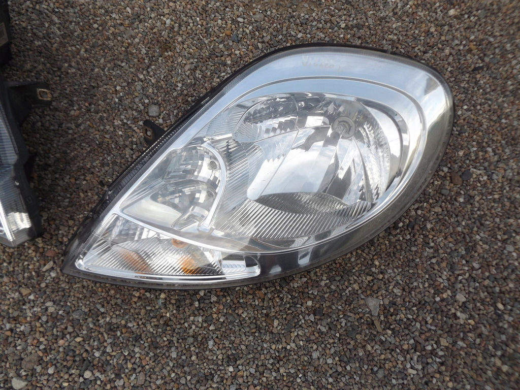 Frontscheinwerfer Renault Trafic 8200701354 8200701356 LED Rechts oder Links