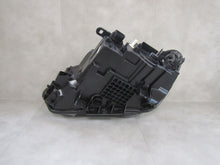 Laden Sie das Bild in den Galerie-Viewer, Frontscheinwerfer BMW X1 F48 7472220 LED Rechts Scheinwerfer Headlight SCH3842387672lq
