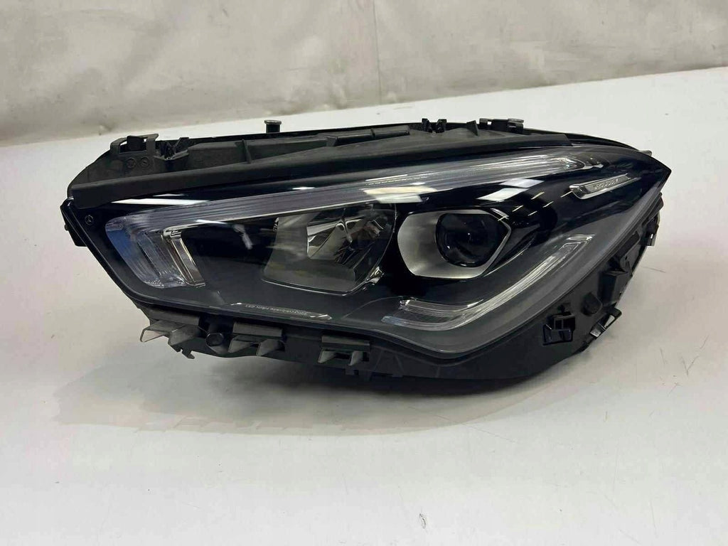Frontscheinwerfer Mercedes-Benz Cla X118 C118 A1189062500 Links Headlight SCH9345612051dj