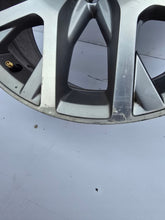 Load image into Gallery viewer, 1x Alufelge 18 Zoll 8.0" 5x112 40ET Glanz Silber 3AA601025S VW Passat B7 FEL8467342273rz