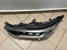 Laden Sie das Bild in den Galerie-Viewer, Frontscheinwerfer Toyota V I Full LED Links Scheinwerfer Headlight SCH6887421233iu