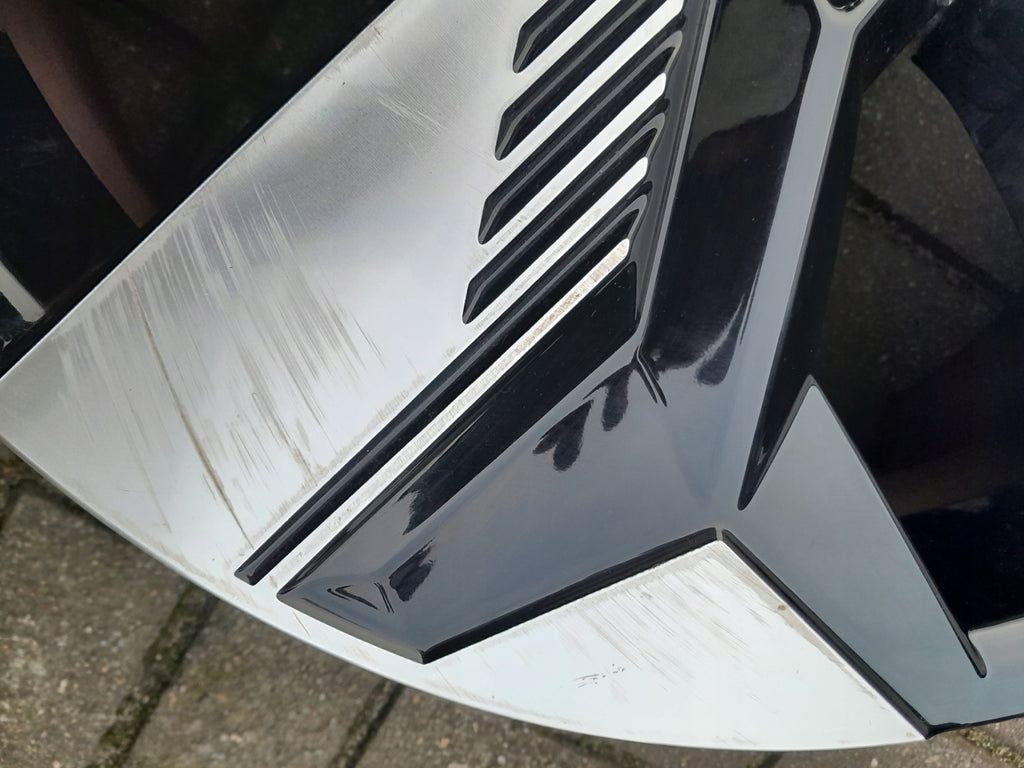 1x Alufelge 20 Zoll 7.0" 5x114.3 34ET Glanz Schwarz 403003990R Renault Scenic FEL4226929824vg