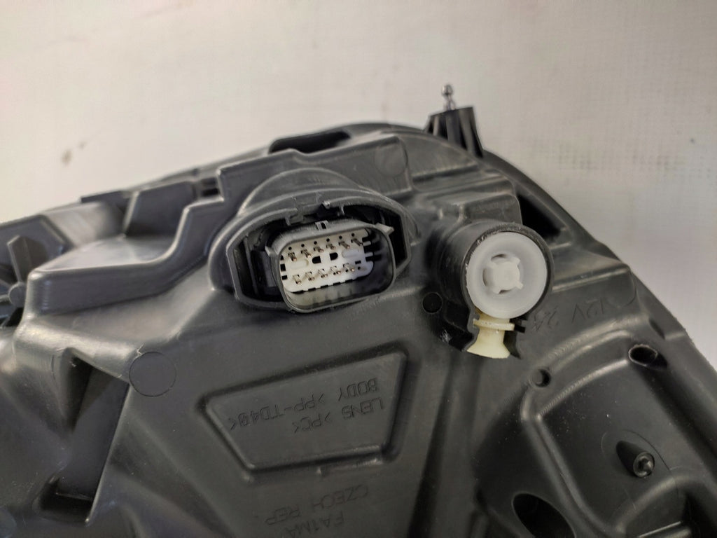Frontscheinwerfer Ford Focus JX7B-13E015-CE Full LED Rechts oder Links SCH8180523613iz