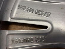 Load image into Gallery viewer, 1x Alufelge 17 Zoll 7.5" 5x112 51ET Glanz Silber 5H0601025AF VW I Rim Wheel FEL1521006210ge