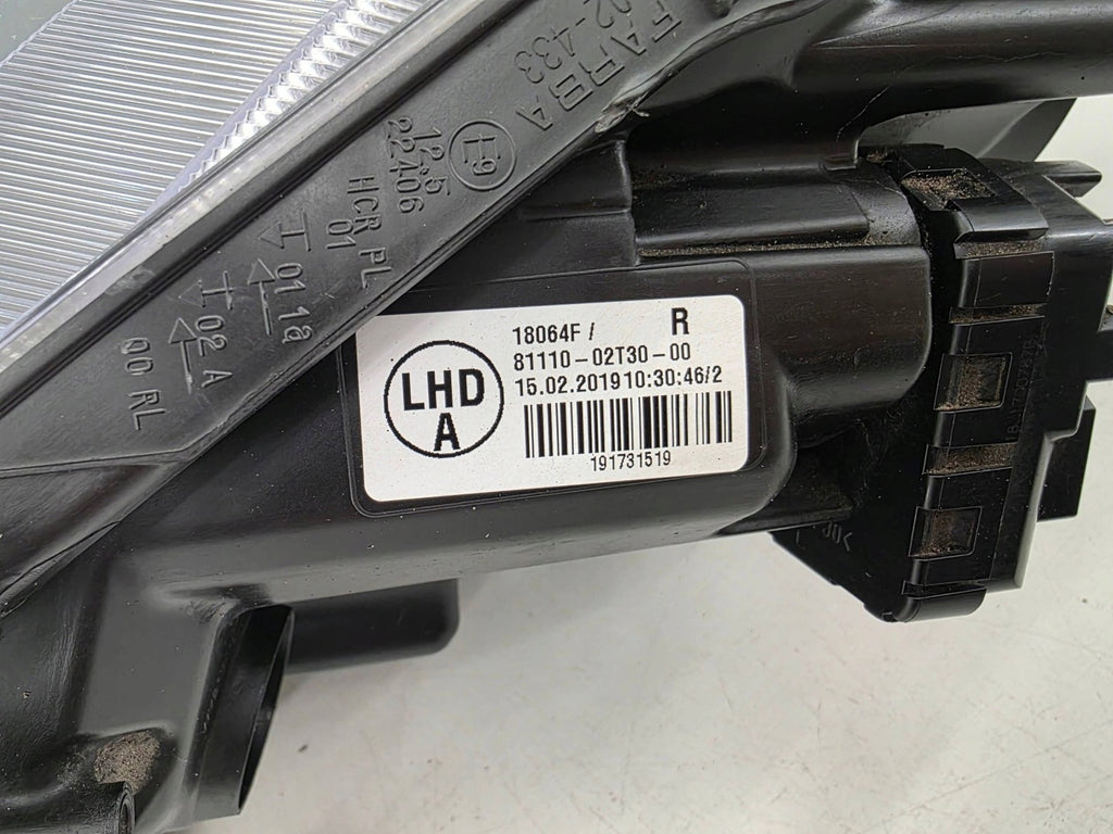 Frontscheinwerfer Toyota Corolla 81110-0T30 Rechts Scheinwerfer Headlight SCH2172358617vv