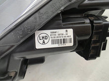 Load image into Gallery viewer, Frontscheinwerfer Toyota Corolla 81110-0T30 Rechts Scheinwerfer Headlight SCH2172358617vv
