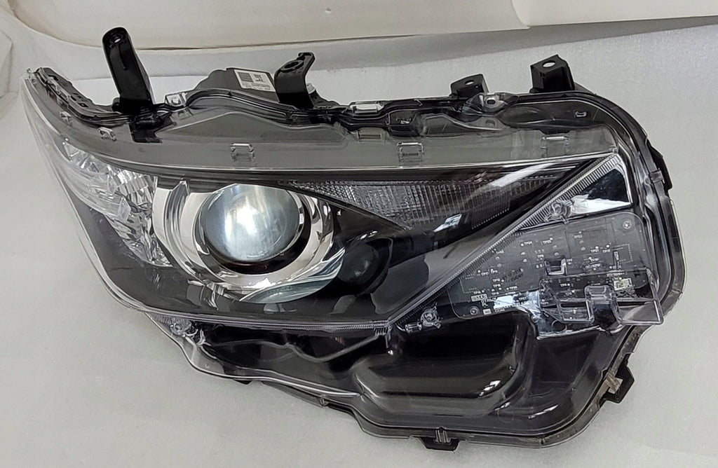 Frontscheinwerfer Toyota Auris 81130-02K30 LED Rechts Scheinwerfer Headlight