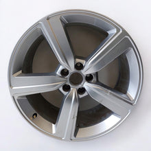 Load image into Gallery viewer, 1x Alufelge 20 Zoll 9.0&quot; 5x112 4KE601025S Audi E-Tron Rim Wheel