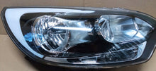 Load image into Gallery viewer, Frontscheinwerfer Kia Rio III 92102-1WXXX 921021WXXX Halogen Rechts Headlight