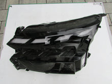 Laden Sie das Bild in den Galerie-Viewer, Frontscheinwerfer Skoda 5LB941035 LED Ein Stück (Rechts oder Links) Headlight