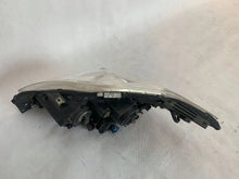 Laden Sie das Bild in den Galerie-Viewer, Frontscheinwerfer Mazda 5 V K2442C235-51030 Rechts Scheinwerfer Headlight SCH5983356391ru