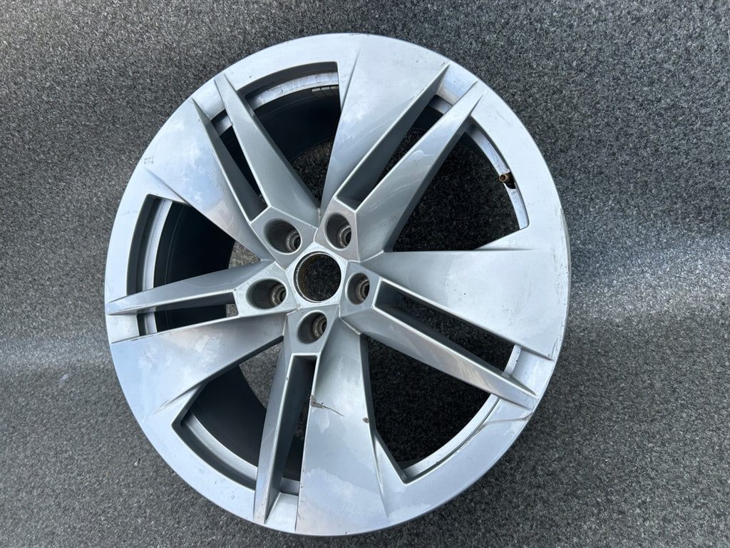 1x Alufelge 19 Zoll 8.0" 5x112 5LA601025B Skoda Enyaq Rim Wheel FEL3585409950yo