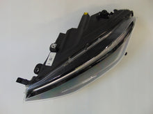 Load image into Gallery viewer, Frontscheinwerfer VW Taigo 2G7941005A LED Ein Stück (Rechts oder Links)