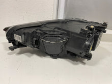 Load image into Gallery viewer, Frontscheinwerfer VW Golf Sportsvan 517941032B Xenon Rechts Headlight SCH9512899971cl