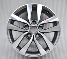Load image into Gallery viewer, 1x Alufelge 16 Zoll 6.5&quot; 5x114.3 50ET 52910-G4200 Hyundai I30 I40 Rim Wheel