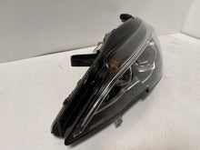 Laden Sie das Bild in den Galerie-Viewer, Frontscheinwerfer Peugeot 308 1628555480 LED Links Scheinwerfer Headlight SCH3506000519in
