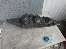 Load image into Gallery viewer, Frontscheinwerfer Hyundai Elantra 92102F26 Rechts Scheinwerfer Headlight