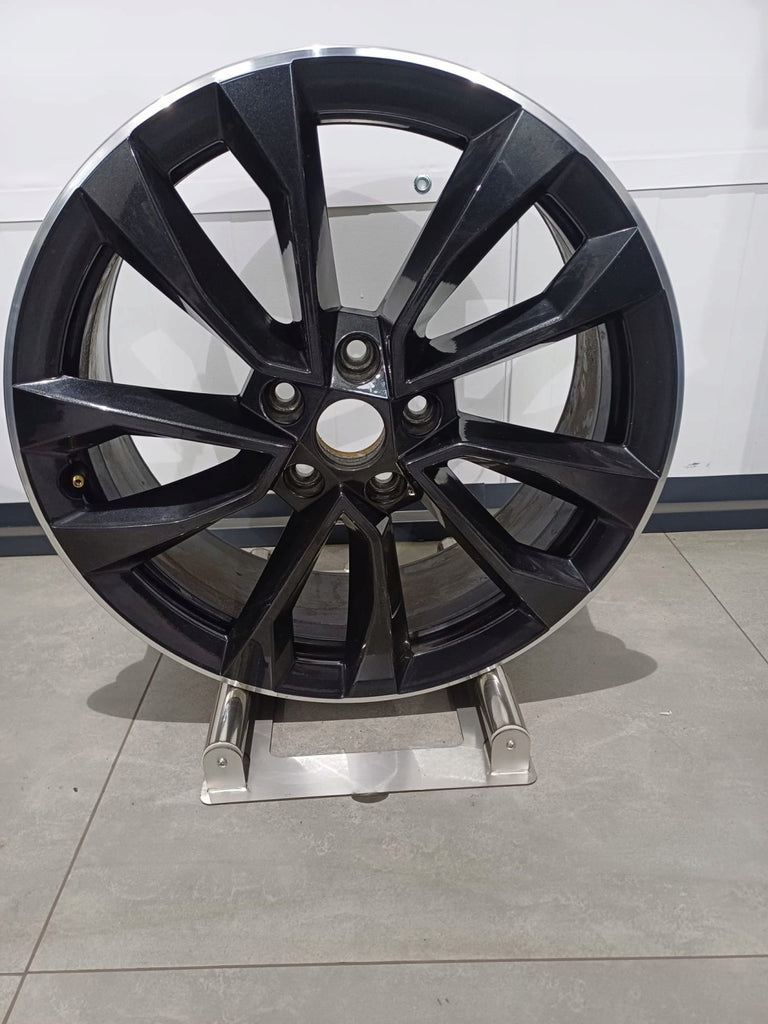 1x Alufelge 18 Zoll 7.0" 5x112 45ET 57A601025AD Skoda Karoq Rim Wheel FEL6561620693tp