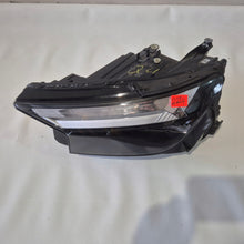 Load image into Gallery viewer, Frontscheinwerfer Audi E-Tron 89A941033 LED Ein Stück (Rechts oder Links) SCH8095637226je