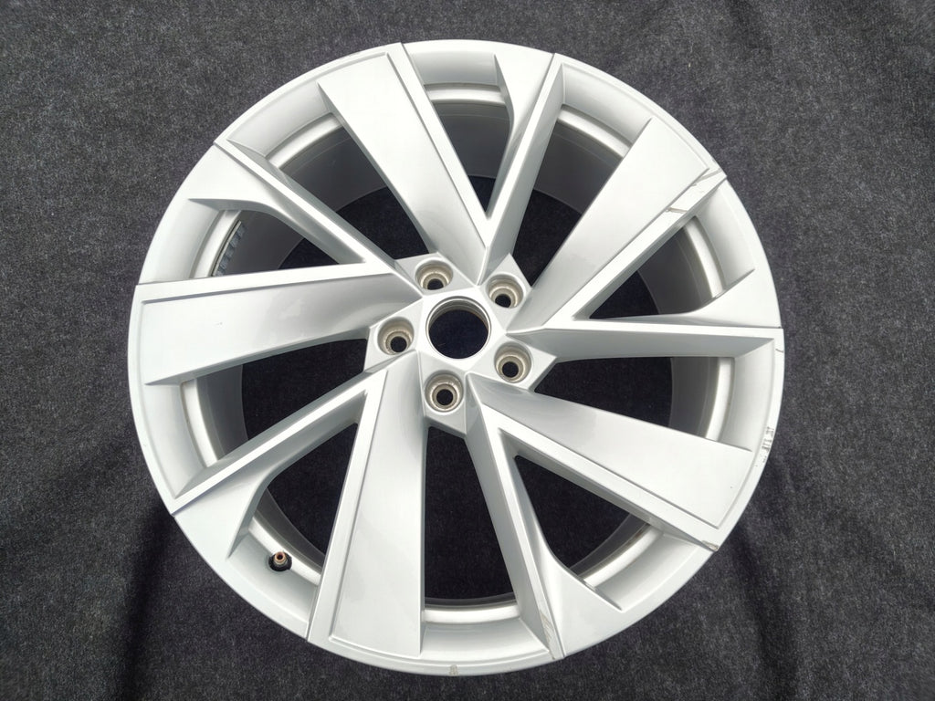 1x Alufelge 20 Zoll 8.0" 5x112 45ET Glanz Silber 5LA601025H Skoda Enyaq Iv FEL7402227211yt
