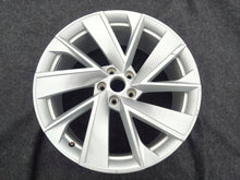 Load image into Gallery viewer, 1x Alufelge 20 Zoll 8.0" 5x112 45ET Glanz Silber 5LA601025H Skoda Enyaq Iv FEL7402227211yt