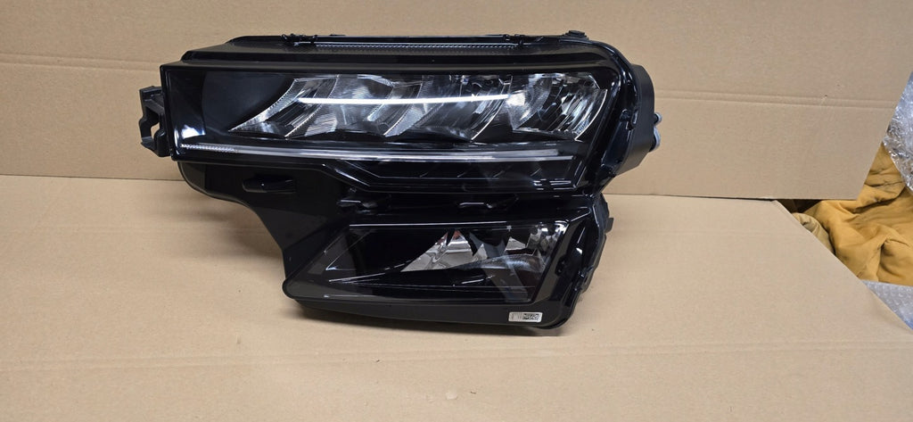Frontscheinwerfer Skoda Karoq 57B941009 Links Scheinwerfer Headlight SCH9340015525gz