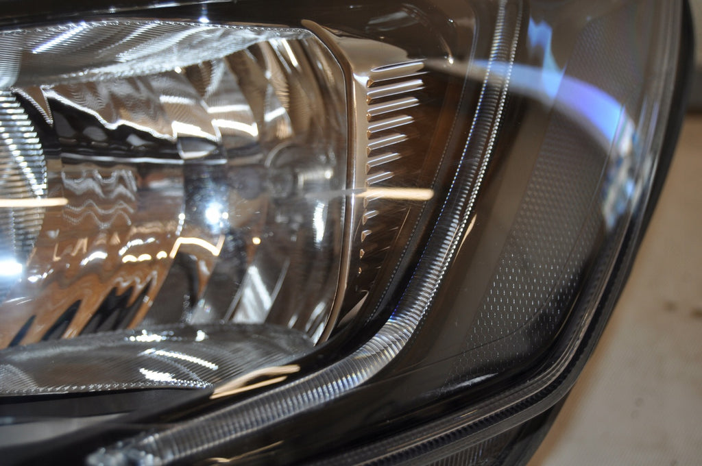 Frontscheinwerfer Ford Focus JX7B-13W030-CE Links Scheinwerfer Headlight SCH5311545199mh